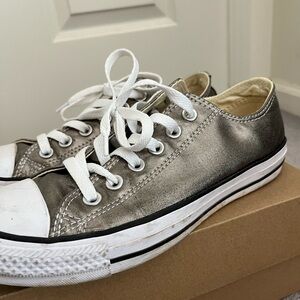 Converse iridescent silver low tops